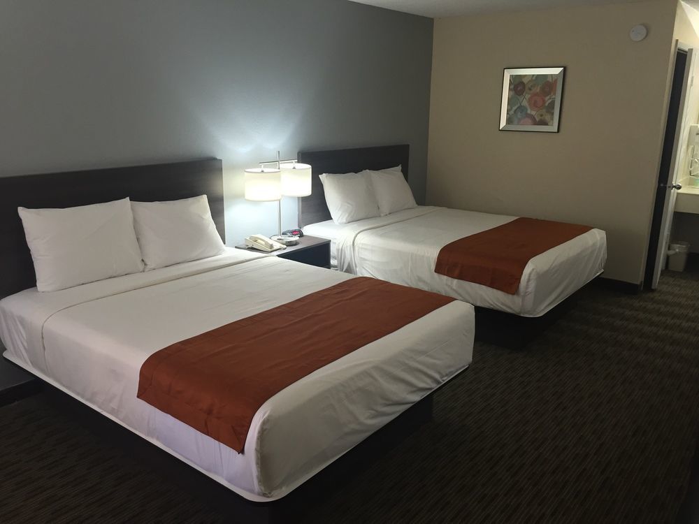 Days Inn & Suites By Wyndham Orlando Airport Экстерьер фото