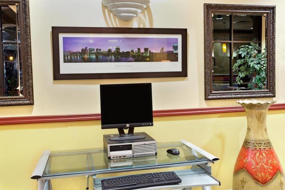 Days Inn & Suites By Wyndham Orlando Airport Экстерьер фото